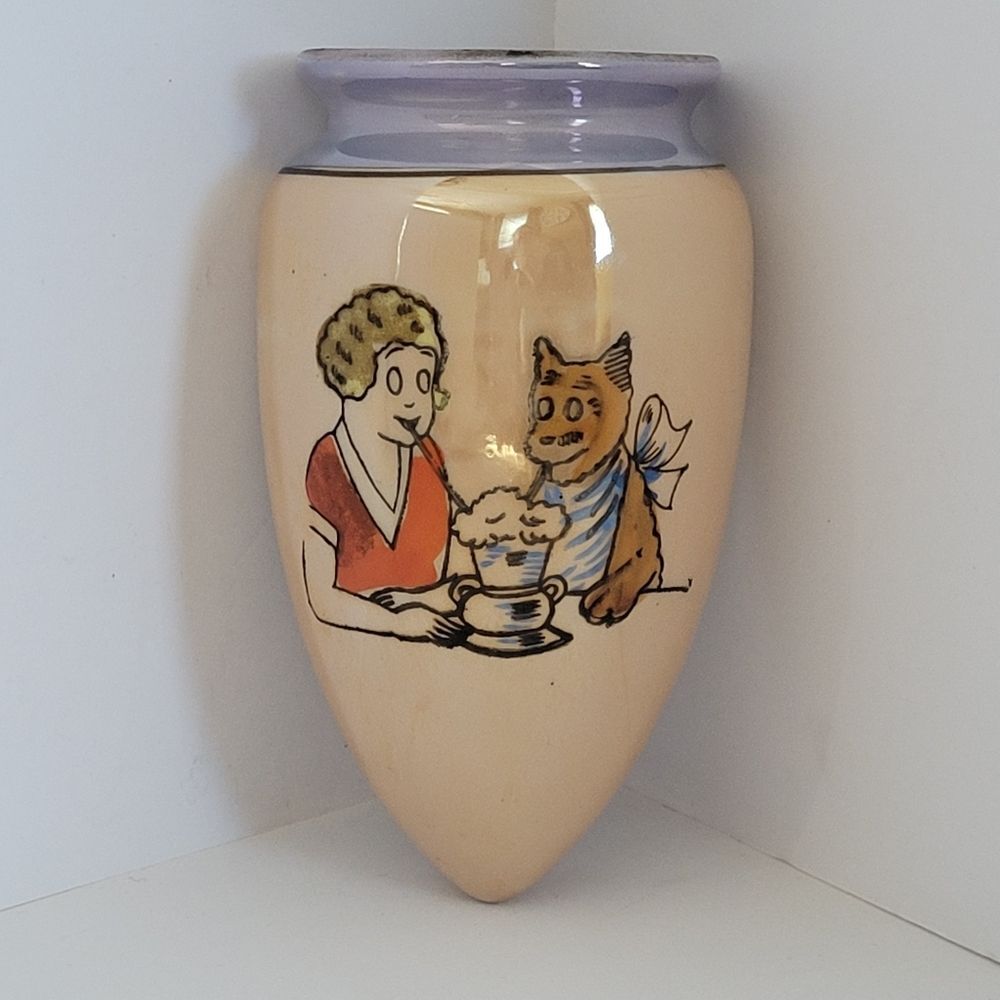 1930s 5" Little Orphan Annie & Sandy Wall Pocket